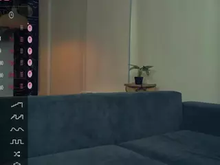 JoanGlasper's Live Sex Cam Show