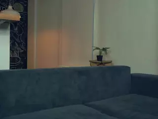JoanGlasper's Live Sex Cam Show