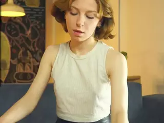 JoanGlasper's Live Sex Cam Show