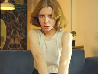 JoanGlasper's Live Sex Cam Show