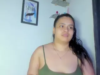 MaddieWillow's Live Sex Cam Show