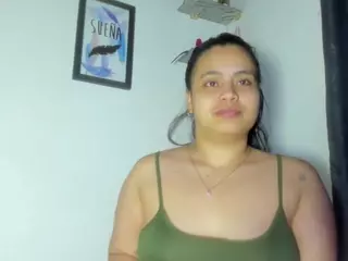MaddieWillow's Live Sex Cam Show