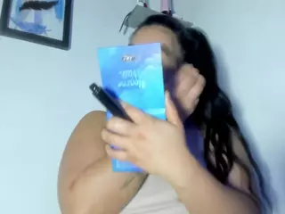 MaddieWillow's Live Sex Cam Show