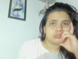 MaddieWillow's Live Sex Cam Show