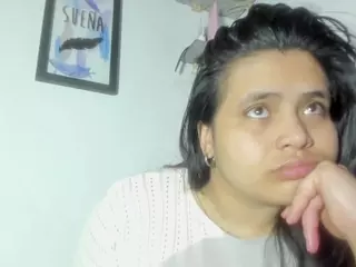 MaddieWillow's Live Sex Cam Show