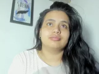 MaddieWillow's Live Sex Cam Show