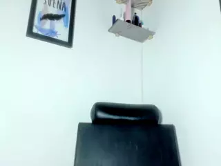 MaddieWillow's Live Sex Cam Show