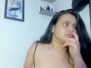 MaddieWillow's Live Sex Cam Show