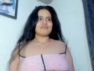 MaddieWillow's Live Sex Cam Show