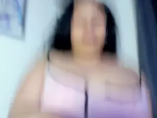 MaddieWillow's Live Sex Cam Show