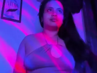 MaddieWillow's Live Sex Cam Show