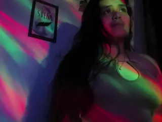 MaddieWillow's Live Sex Cam Show