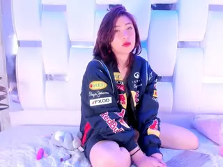 SoojinSnow's Live Sex Cam Show