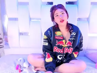 SoojinSnow's Live Sex Cam Show