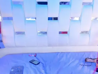 SoojinSnow's Live Sex Cam Show