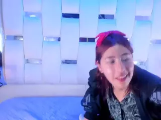 SoojinSnow's Live Sex Cam Show