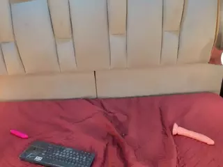 SoojinSnow's Live Sex Cam Show