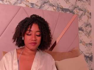 Live cam show with Ahlya