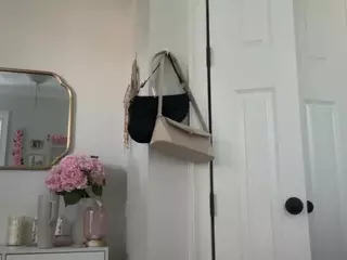 bbjoness's Live Sex Cam Show