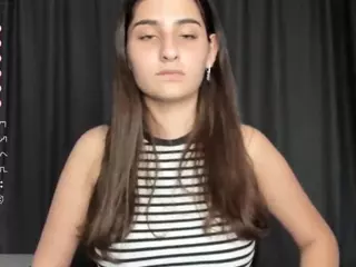 FalineHawkinson's Live Sex Cam Show