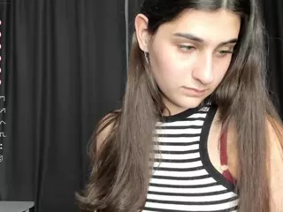 FalineHawkinson's Live Sex Cam Show