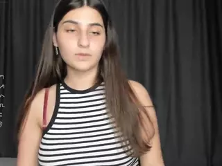 FalineHawkinson's Live Sex Cam Show