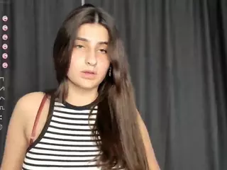 FalineHawkinson's Live Sex Cam Show
