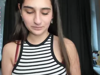 FalineHawkinson's Live Sex Cam Show
