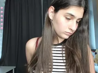 FalineHawkinson's Live Sex Cam Show