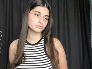 FalineHawkinson's Live Sex Cam Show