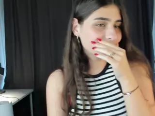 FalineHawkinson's Live Sex Cam Show