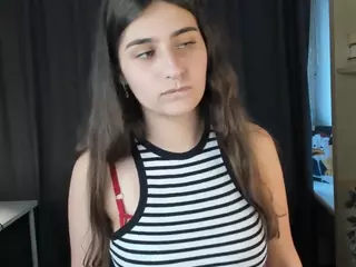 FalineHawkinson's Live Sex Cam Show