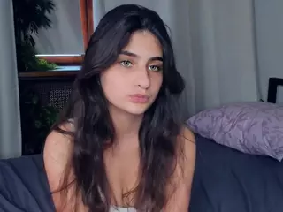 FalineHawkinson's Live Sex Cam Show