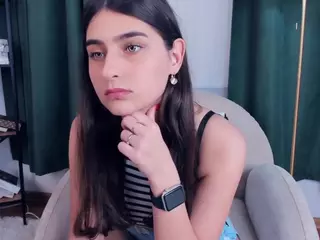 FalineHawkinson's Live Sex Cam Show