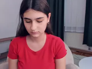 FalineHawkinson's Live Sex Cam Show