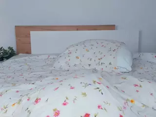 FalineHawkinson's Live Sex Cam Show