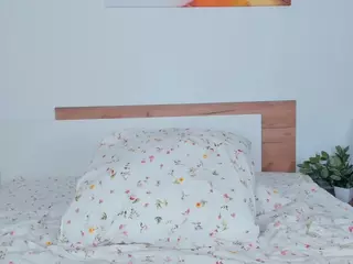 FalineHawkinson's Live Sex Cam Show