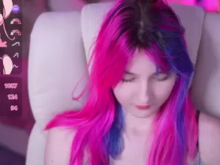 MikkyAoki's Live Sex Cam Show