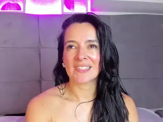 mysticarito's Live Sex Cam Show