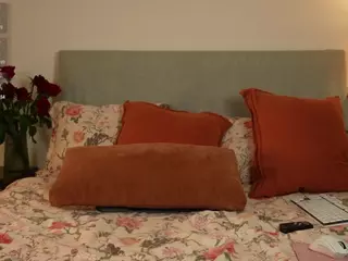 ohhoneykate's Live Sex Cam Show