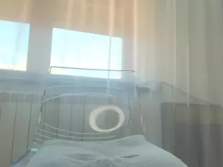 Reina-Cummingss's Live Sex Cam Show