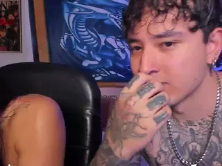 thejoestars's Live Sex Cam Show