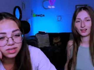 tiffany-sika's Live Sex Cam Show