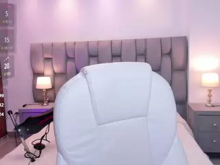 Beverly-johnson's Live Sex Cam Show