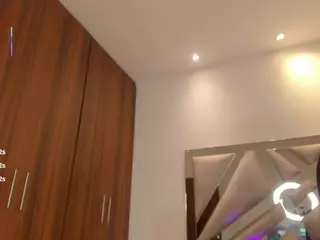 Beverly-johnson's Live Sex Cam Show