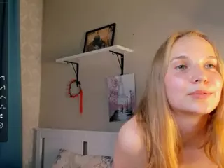 EasterDenmon's Live Sex Cam Show