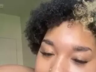 honeyglow22's Live Sex Cam Show