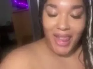 honeyglow22's Live Sex Cam Show