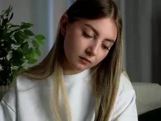 MariamGoulder's Live Sex Cam Show