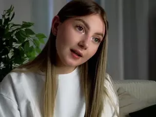 MariamGoulder's Live Sex Cam Show